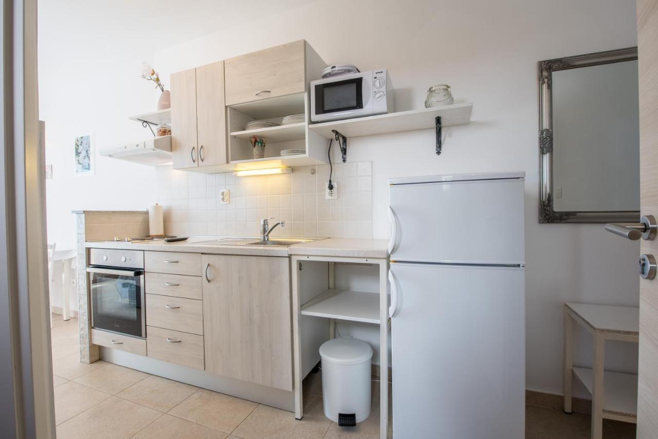 Apartments Amneris Trogir Exteriér fotografie