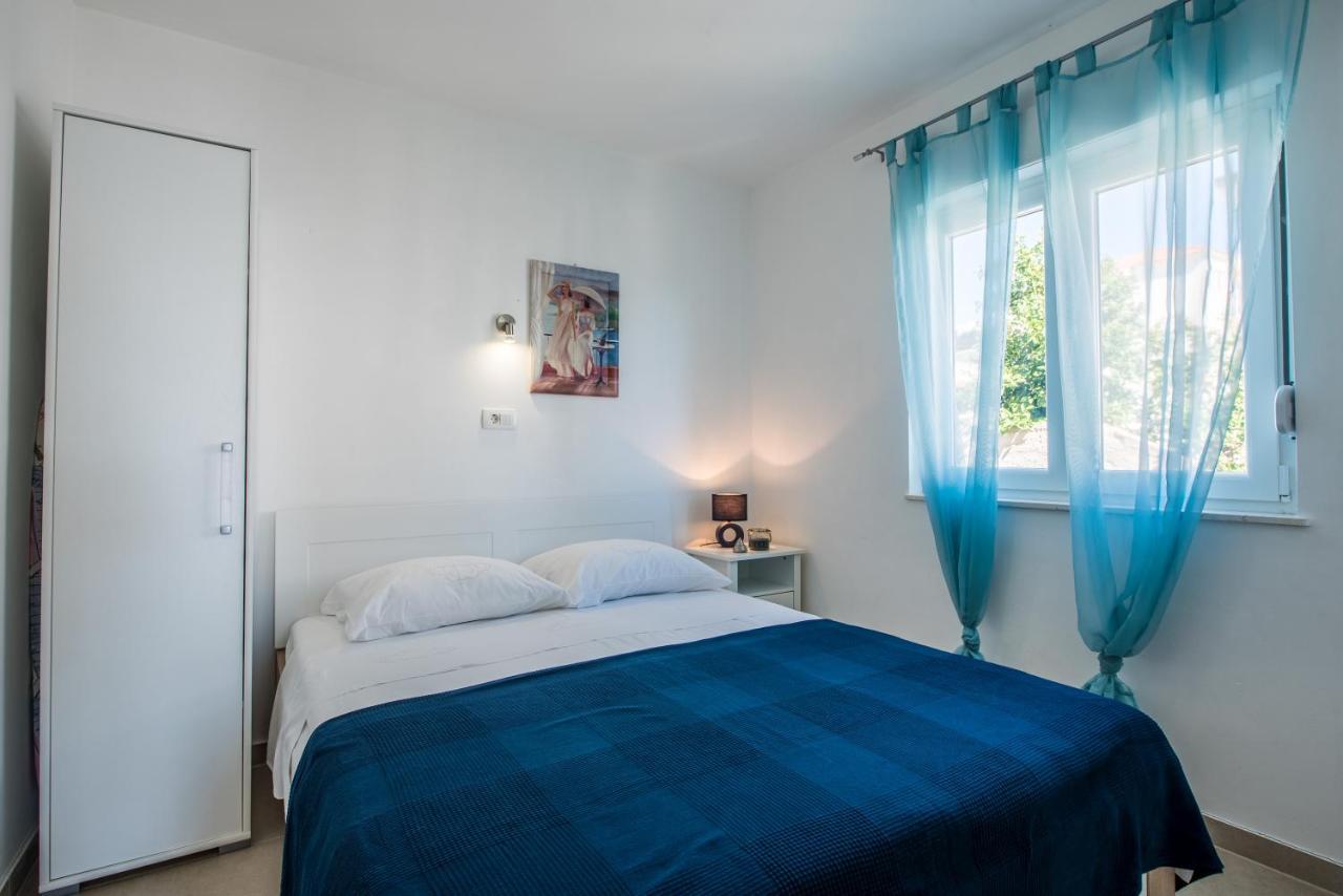 Apartments Amneris Trogir Exteriér fotografie